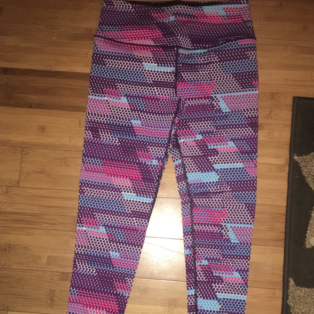 Women’s Victoria Secret leggings/sport Bra